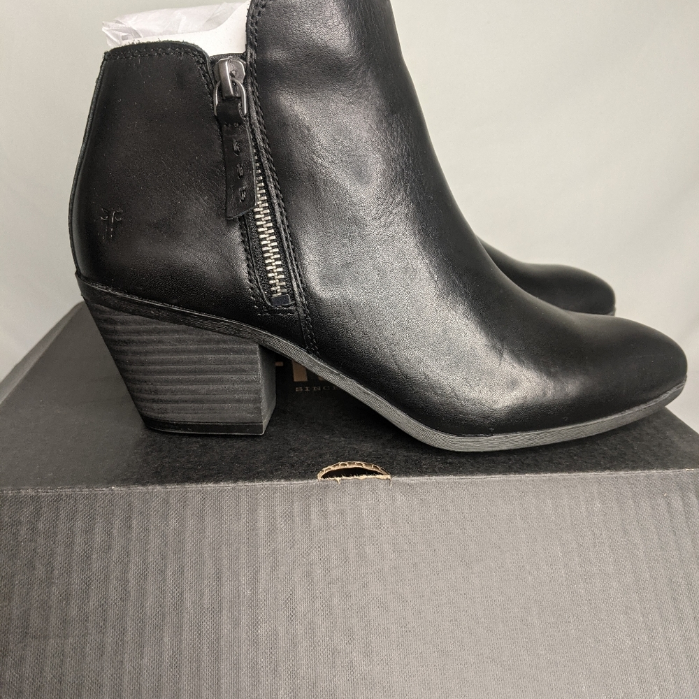 FRYE bootie